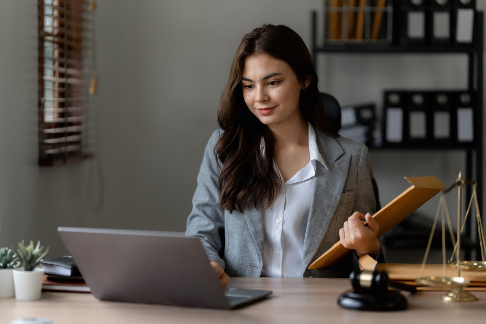 Aides Pôle Emploi pour création d'entreprise : un coup de pouce pour les chômeurs-entrepreneurs
