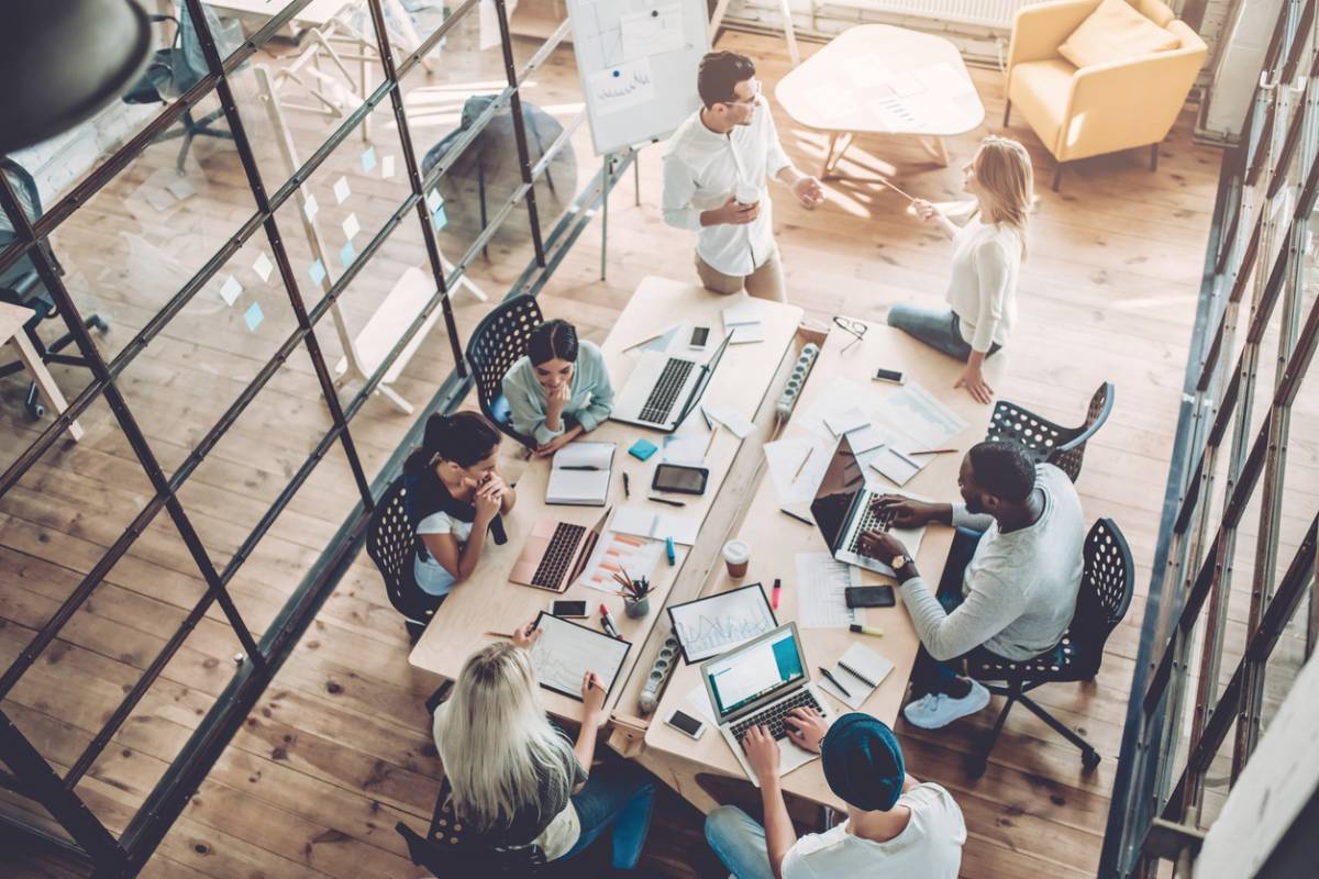 Comment faciliter la gestion des postes de travail en entreprise ?